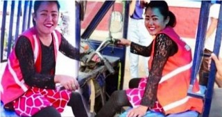 कबिता राइ जसले रिक्सा चलाएर  छोरीलाई इन्जिनियर बनाइन !
