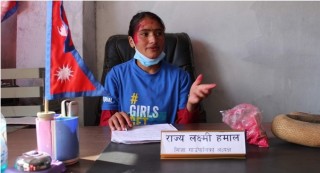 २२ वर्षीया किशोरी बनिन् गाउँपालिका अध्यक्ष ।