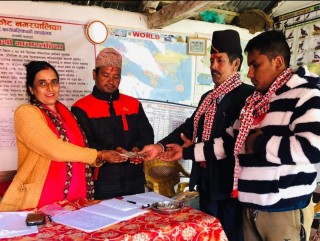 जन्मदिनमा विद्यालयमा २० हजारको शैक्षिक अक्षयकोष स्थपना ।
