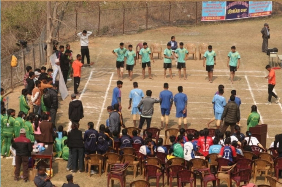 धुनिबेशी नगरपालिकाद्वारा राष्ट्रपति रनिङ शिल्ड -२०७९ शुरु ।