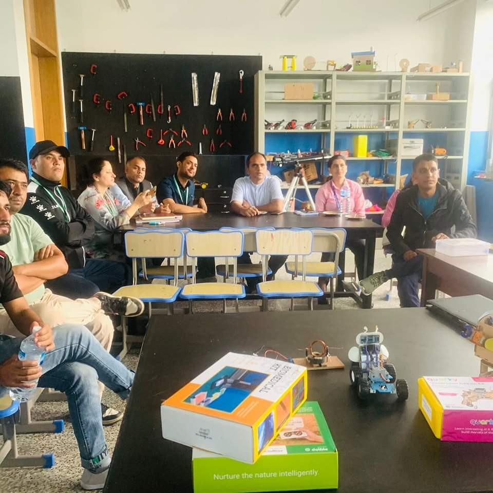 महानगरले गर्यो रोवोटिक्स, आर्टिफिसियल इन्टेलिजेन्स, ड्रोन टेक्नोलोजी र कोडिङ् सम्बन्धी अभिमुखीकरण