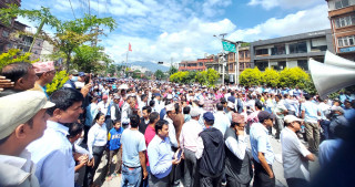 तस्बिरमा गुरु आन्दोलन : उपस्थिति र ऐक्यबद्धतापनि दोब्बर