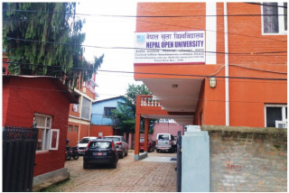 खुला विश्वविद्यालयमा पनि ताला: बिश्वबिद्धालयद्वारा खेद व्यक्त।