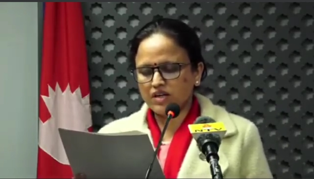 माध्यामिक तहका सामुदायिक विद्यालयमा स्मार्ट स्कुल कार्यक्रम यसै बर्षदेखी अघि बढाउँछौँ: मन्त्री शर्मा