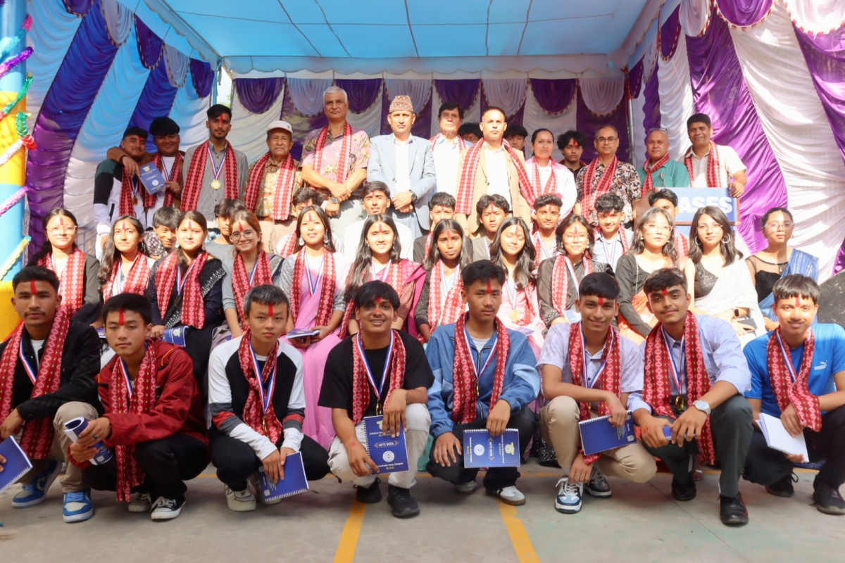 कुलेश्वर आवास माविद्वारा एसईई उत्तीर्ण विद्यार्थीलाई बधाइ तथा सम्मान