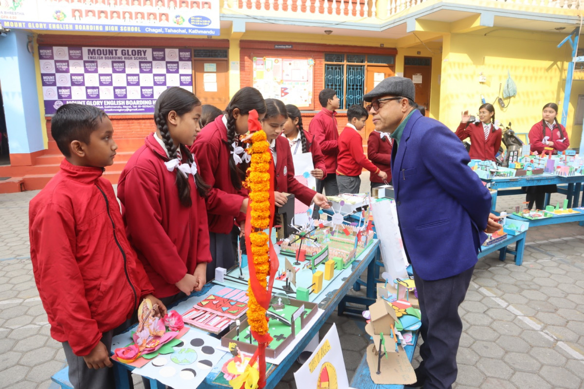 माउन्ट ग्लोरी स्कुलमा शैक्षिक प्रदर्शनी सम्पन्न
