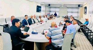 मध्यपश्चिम विश्वविद्यालयको प्रगति र भावी योजनाबारे मन्त्रालयसँग छलफल